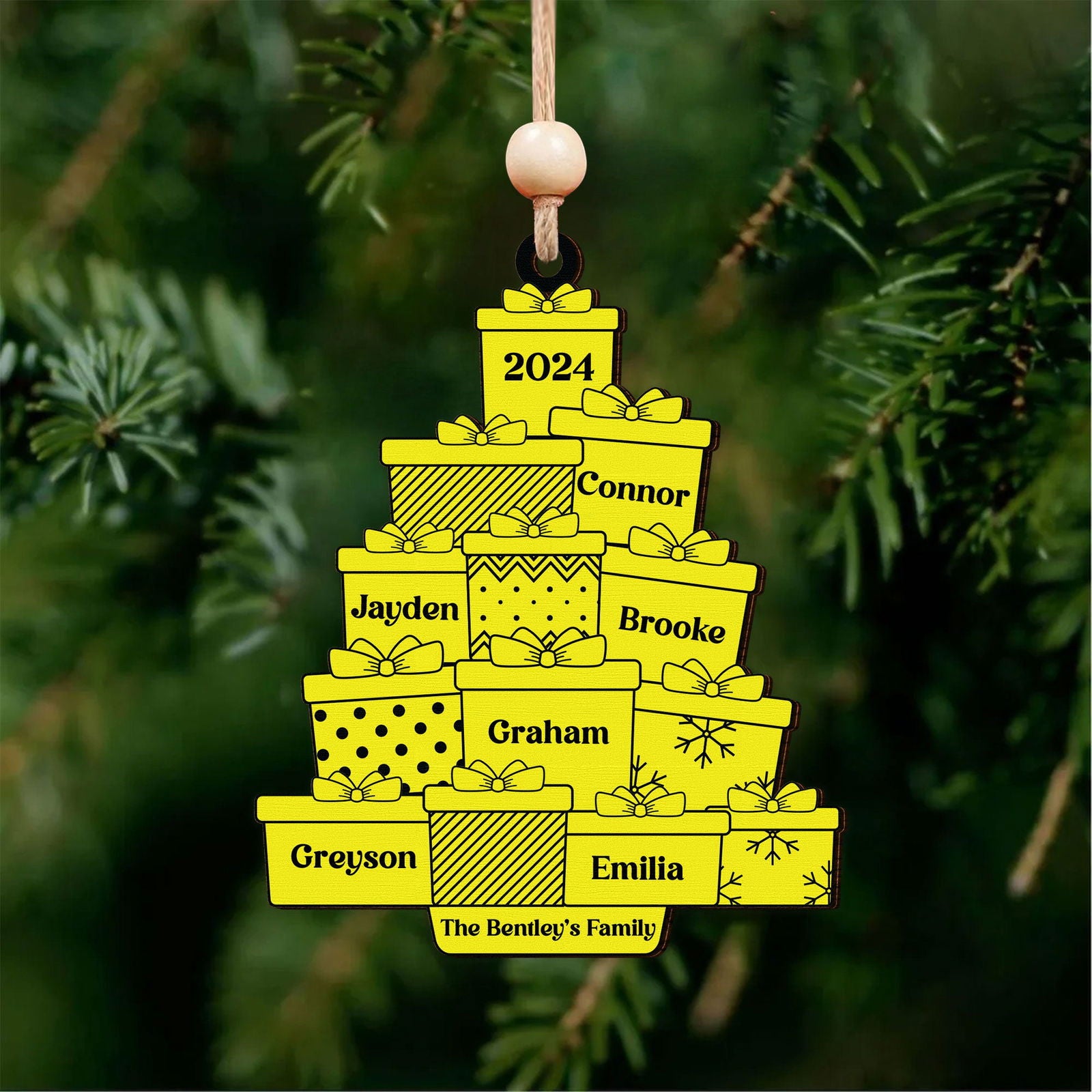 Personalized Family Christmas Ornament, Custom Christmas Tree Ornament with Family Names CF705 - Kindlytoys