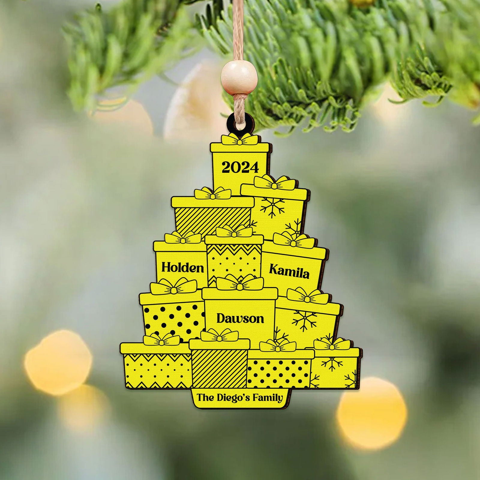 Personalized Family Christmas Ornament, Custom Christmas Tree Ornament with Family Names CF705 - Kindlytoys