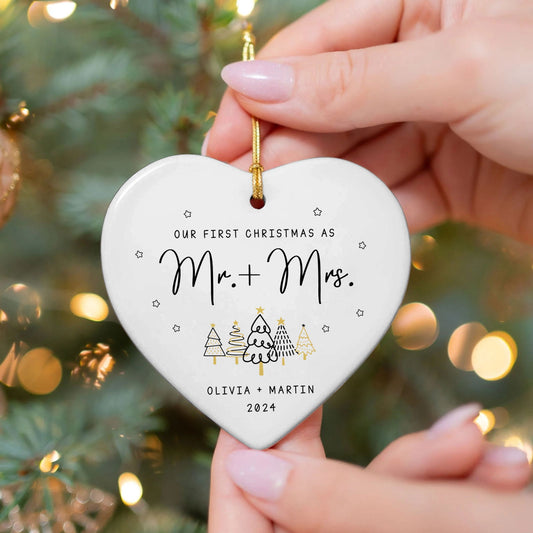 Custom Mr and Mrs Ornament, Engagement Ornament Gift For Couple, Newlywed Gift, Wedding Christmas Ornaments, Anniversary Gift For Husband Wife CY06-05 - Kindlytoys