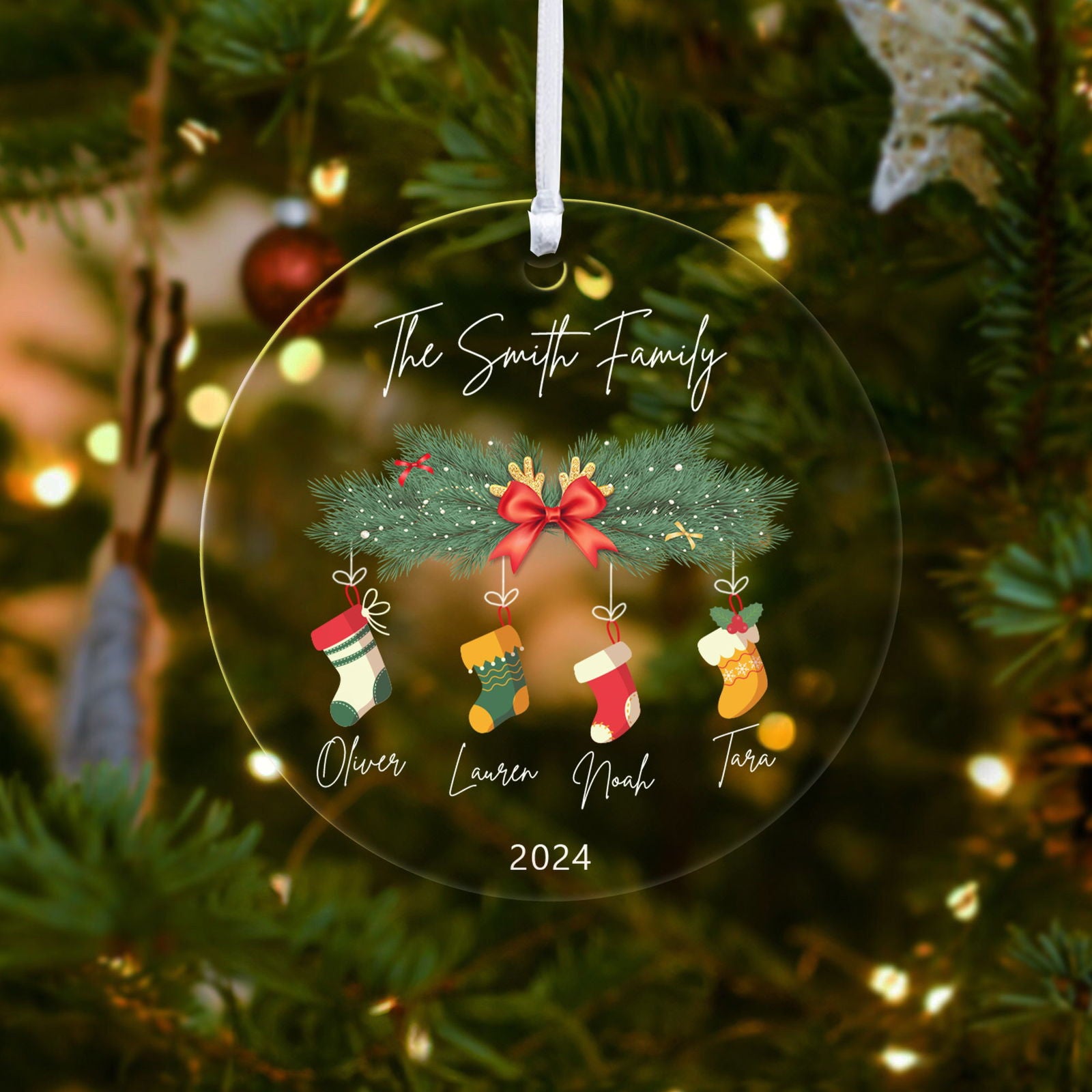 Personalized Family Christmas Ornament 2024 – Custom Family & Pet Ornament AV03-10 - Kindlytoys
