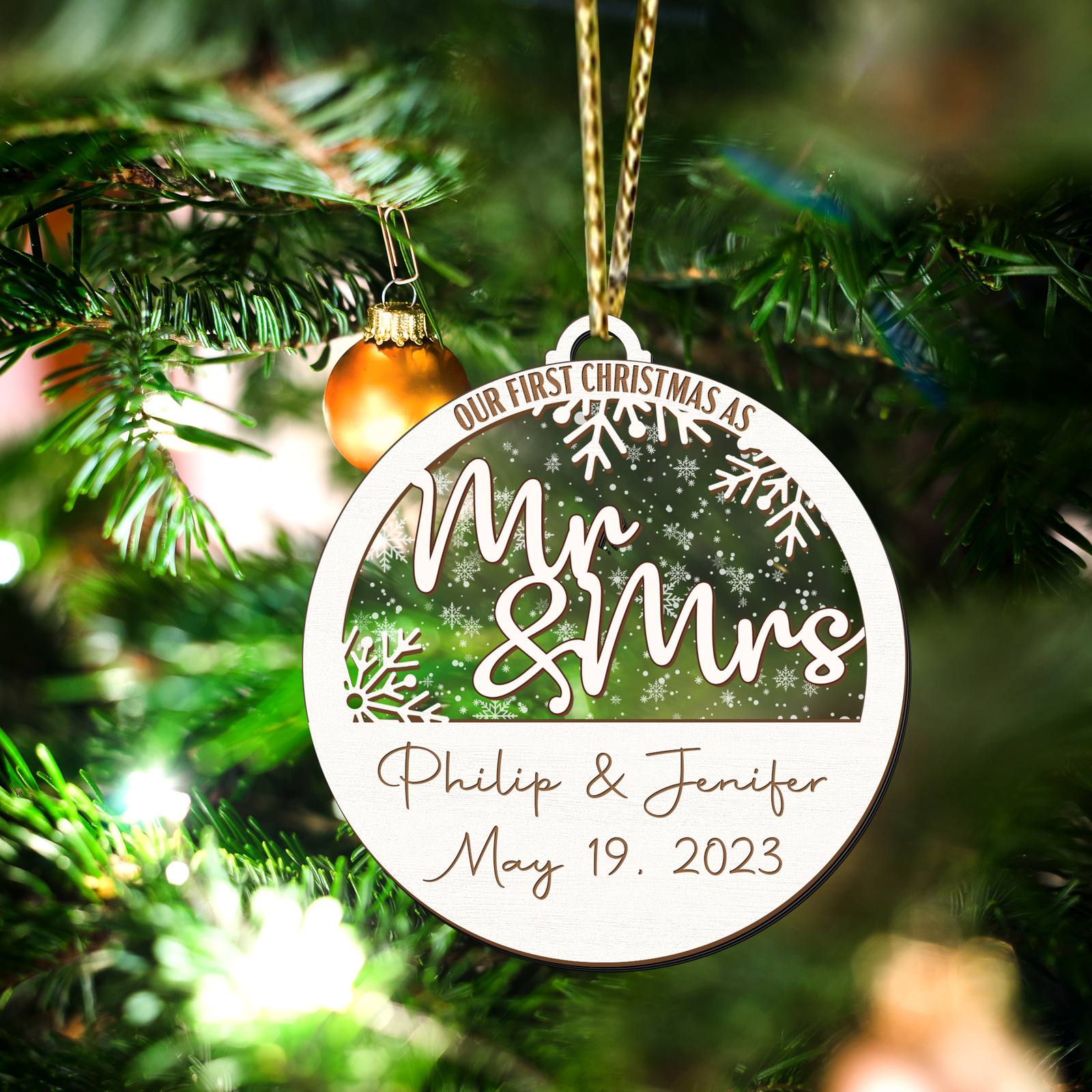 Personalized Wedding Gift Ornament, First Christmas Married, Just Married Ornament CF130 - Kindlytoys